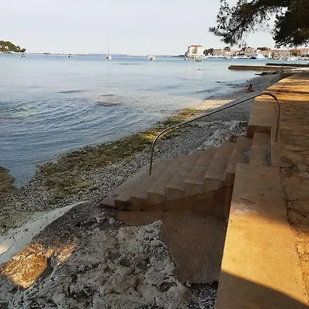 Josipa With 2 Bedrooms Near The Sports Center And The * Porec