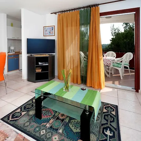 Josipa With 2 Bedrooms Near The Sports Center And The *