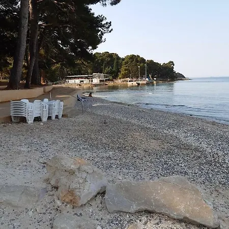 Apartmán Josipa With 2 Bedrooms Near The Sports Center And The